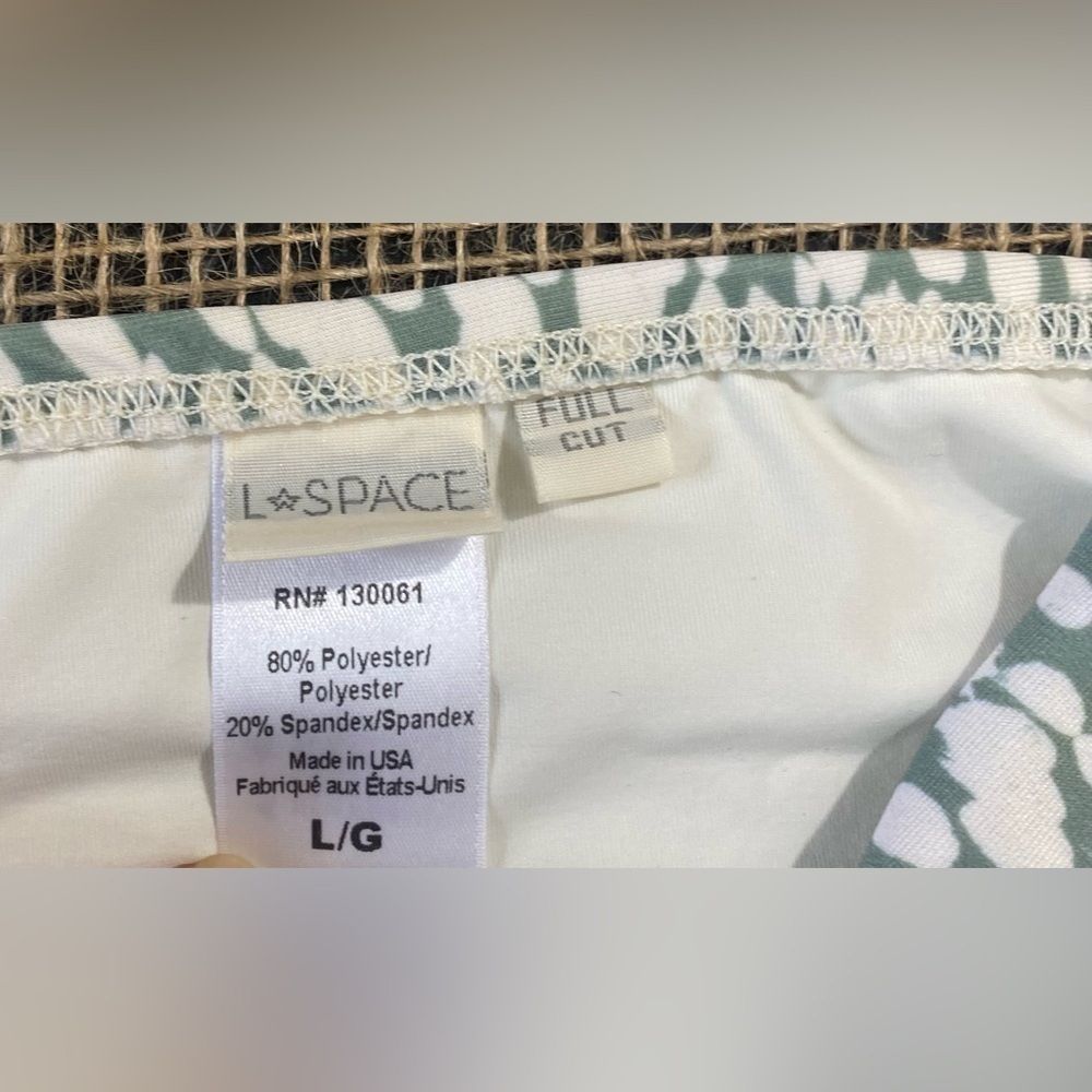 L*Space Kenedy Bathing Suit Bottoms Sz L Seamless Poly/Spandex Anthropologie - Picture 3 of 4